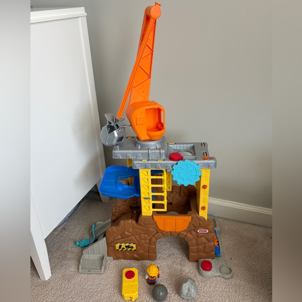 Construction Playset with Crane and Accessories - little people